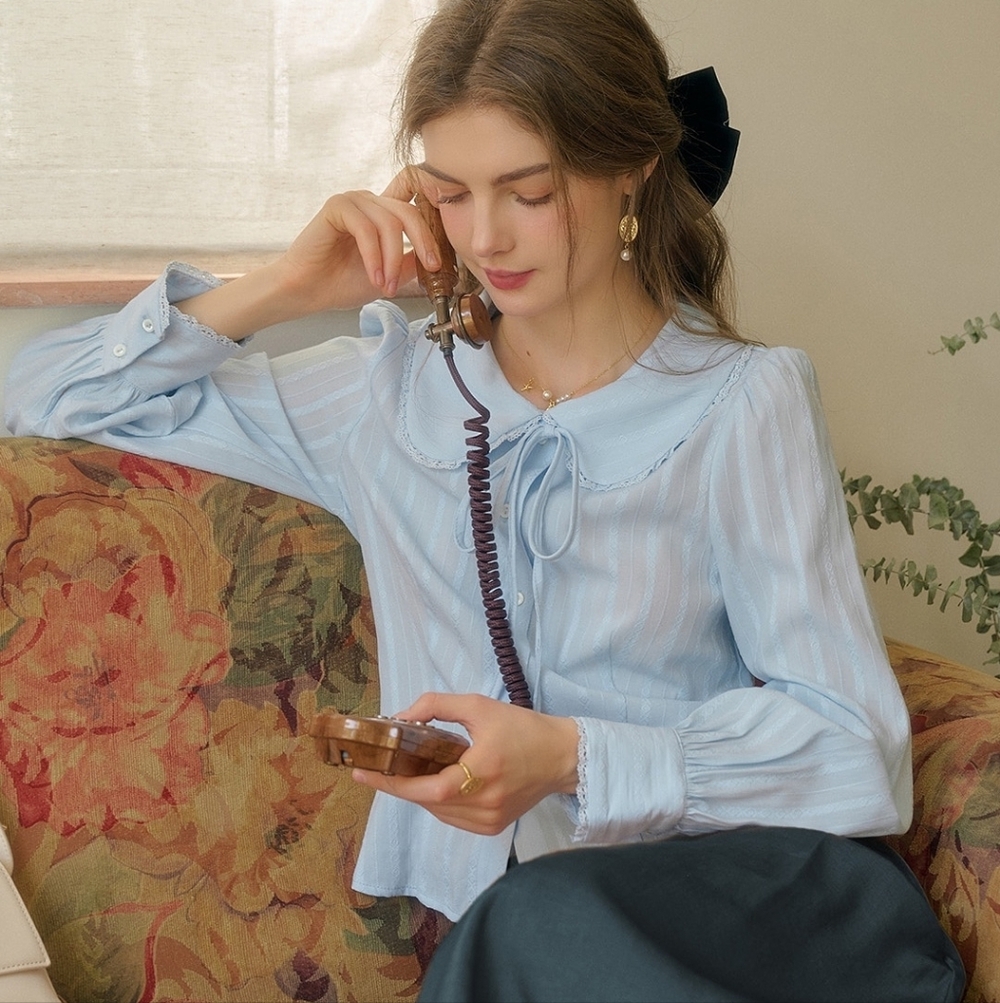 Simply Retro Addilyn Blue Romantic Doll Peter Pan Collar Tie Edwardian Top M